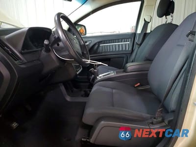 Zdjęcie 7 z 13 samochodu: 2010 DODGE JOURNEY SXT VIN:3D4PH5FV8AT109501 - miniatura