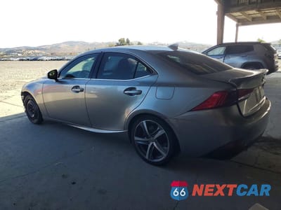 Drugie zdjęcie samochodu z przodu: 2017 LEXUS IS 200T VIN:JTHBA1D29H5049640 - miniatura