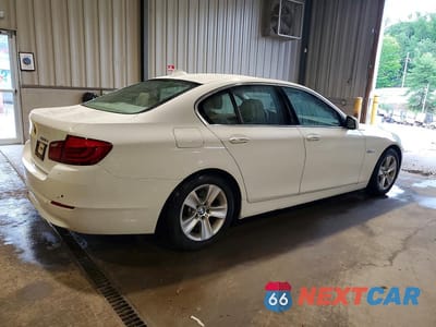 Trzecie zdjęcie samochodu z tyłu: 2013 BMW 528 I VIN:WBAXG5C53DD234319 - miniatura