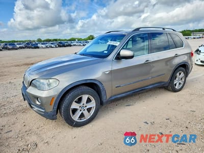 2008 BMW X5 4.8I 5UXFE83528L160276 - główne zdjęcie licytacji z USA - miniatura