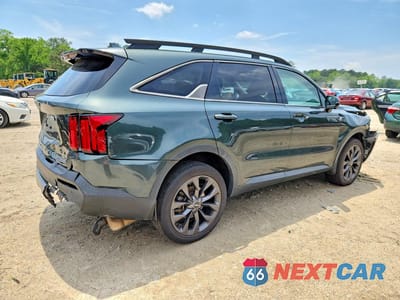 Trzecie zdjęcie samochodu z tyłu: 2022 KIA SORENTO X-LINE SX PRESTIGE VIN:5XYRKDLF3NG074054 - miniatura