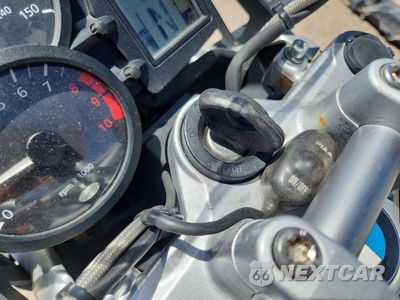 Zdjęcie 8 z 9 samochodu: 2009 BMW R1200 R VIN:WB10398079ZS26798 - miniatura