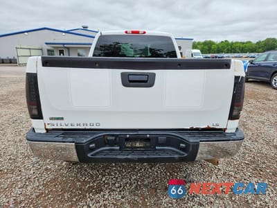 Zdjęcie 6 z 12 samochodu: 2011 CHEVROLET SILVERADO K1500 LS VIN:1GCRKREA2BZ446172 - miniatura