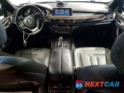 Zdjęcie 8 z 13 samochodu: 2018 BMW X5 XDRIVE35I VIN:5UXKR0C50JL072045 - miniatura