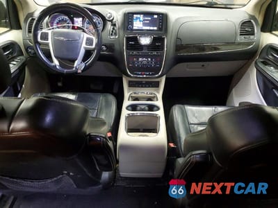 Zdjęcie 8 z 13 samochodu: 2015 CHRYSLER TOWN & COUNTRY LIMITED PLATINUM VIN:2C4RC1GG8FR655657 - miniatura