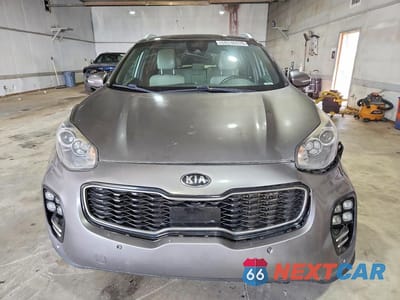 Piąte zdjęcie samochodu w środku: 2017 KIA SPORTAGE SX VIN:KNDPRCA67H7166107 - miniatura