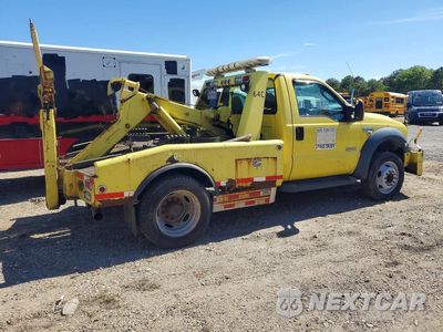 Trzecie zdjęcie samochodu z tyłu: 2006 FORD F550 SUPER DUTY VIN:1FDAF56PX6EB80017 - miniatura