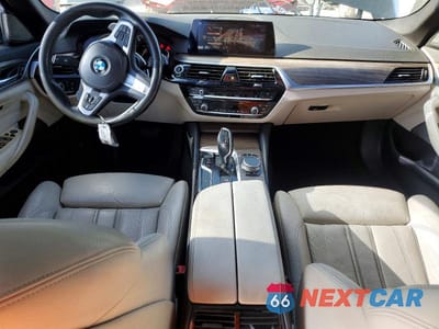 Zdjęcie 8 z 12 samochodu: 2019 BMW 540 I VIN:WBAJE5C52KWW16712 - miniatura