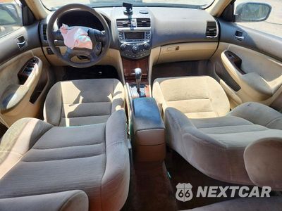 Zdjęcie 8 z 12 samochodu: 2006 HONDA ACCORD EX VIN:1HGCM56736A121337 - miniatura