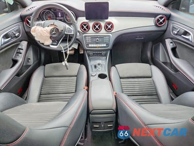 Zdjęcie 8 z 13 samochodu: 2018 MERCEDES-BENZ CLA 45 AMG VIN:WDDSJ5CB6JN524876 - miniatura