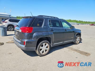 Trzecie zdjęcie samochodu z tyłu: 2017 GMC TERRAIN SLE VIN:2GKFLTEK4H6160368 - miniatura
