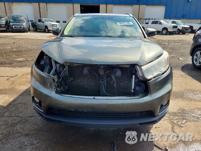 Piąte zdjęcie samochodu w środku: 2016 TOYOTA HIGHLANDER XLE VIN:5TDJKRFH7GS330046 - miniatura