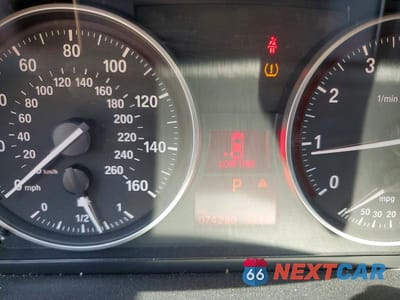 Zdjęcie 13 z 14 samochodu: 2015 BMW X1 XDRIVE28I VIN:WBAVL1C58FVY41552 - miniatura