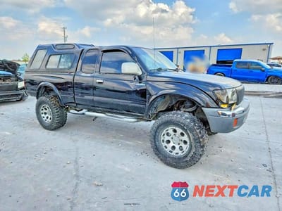 Czwarte zdjęcie samochodu z boku: 2000 TOYOTA TACOMA XTRACAB PRERUNNER VIN:4TASN92N4YZ672783 - miniatura