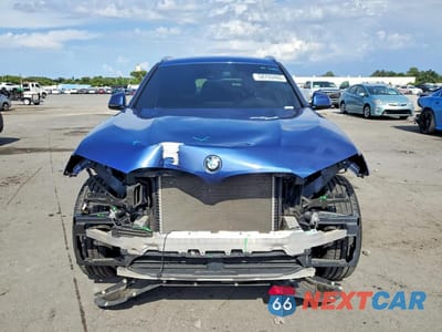 Piąte zdjęcie samochodu w środku: 2018 BMW X3 XDRIVE30I VIN:5UXTR9C55JLD63751 - miniatura
