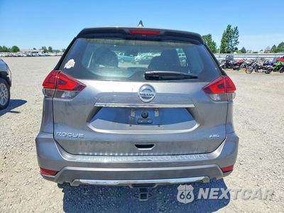 Zdjęcie 6 z 14 samochodu: 2018 NISSAN ROGUE S VIN:5N1AT2MV7JC823064 - miniatura
