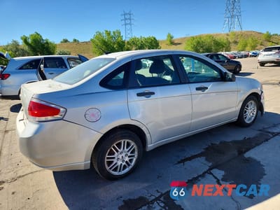 Trzecie zdjęcie samochodu z tyłu: 2009 FORD FOCUS SE VIN:1FAHP35N39W194303 - miniatura