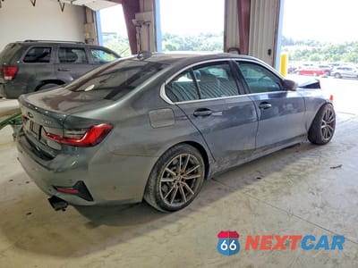 Trzecie zdjęcie samochodu z tyłu: 2020 BMW 330XI VIN:3MW5R7J03L8B25262 - miniatura