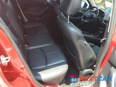 Zdjęcie 10 z 13 samochodu: 2018 MAZDA 3 TOURING VIN:3MZBN1L34JM251038 - miniatura
