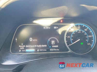 Zdjęcie 9 z 12 samochodu: 2022 NISSAN LEAF S VIN:1N4AZ1BV6NC561517 - miniatura