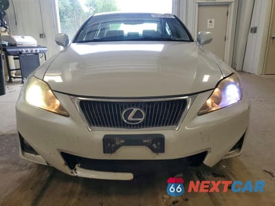 Piąte zdjęcie samochodu w środku: 2007 LEXUS IS 250 VIN:JTHCK262772011294 - miniatura