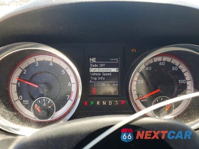 Zdjęcie 9 z 13 samochodu: 2014 DODGE GRAND CARAVAN SXT VIN:2C4RDGCG5ER427751 - miniatura