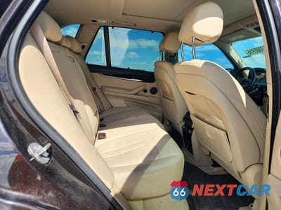 Zdjęcie 11 z 13 samochodu: 2015 BMW X5 XDRIVE35I VIN:5UXKR0C5XF0K57972 - miniatura