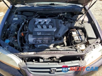 Zdjęcie 11 z 12 samochodu: 1999 HONDA ACCORD EX VIN:1HGCG2250XA024169 - miniatura