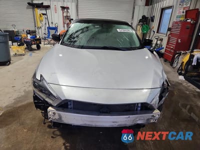 Piąte zdjęcie samochodu w środku: 2016 NISSAN MAXIMA 3.5 SL VIN:1N4AA6AP9GC903410 - miniatura