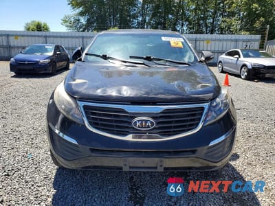 Piąte zdjęcie samochodu w środku: 2012 KIA SPORTAGE LX VIN:KNDPBCA29C7331021 - miniatura
