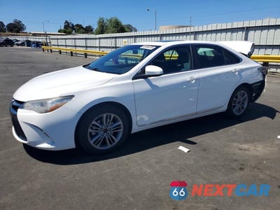 2017 TOYOTA CAMRY SE 4T1BF1FK5HU420732 - główne zdjęcie licytacji z USA - miniatura