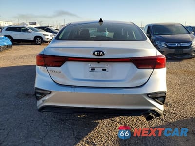 Zdjęcie 6 z 12 samochodu: 2021 KIA FORTE LXS VIN:3KPF24AD4ME387601 - miniatura