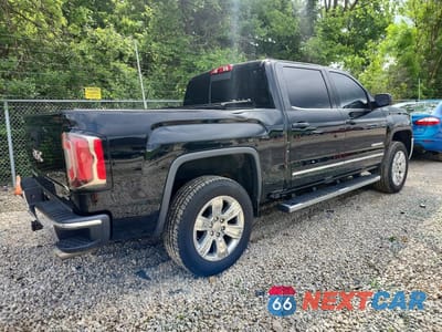 Trzecie zdjęcie samochodu z tyłu: 2018 GMC SIERRA K1500 SLT VIN:3GTU2NEC4JG439873 - miniatura