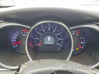 Zdjęcie 9 z 12 samochodu: 2015 KIA OPTIMA LX VIN:5XXGM4A76FG415384 - miniatura