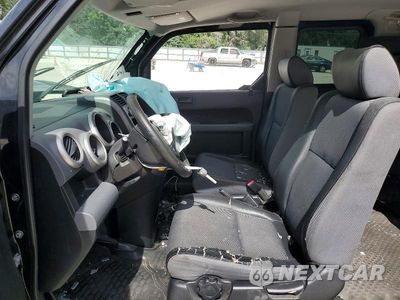 Zdjęcie 7 z 13 samochodu: 2004 HONDA ELEMENT LX VIN:5J6YH183X4L004488 - miniatura