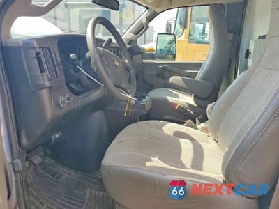Zdjęcie 7 z 13 samochodu: 2021 CHEVROLET EXPRESS G3500 VIN:1GB0GRFP4M1171892 - miniatura