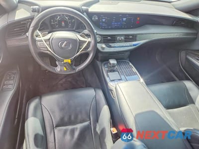 Zdjęcie 8 z 12 samochodu: 2018 LEXUS LS 500 BASE VIN:JTHB51FF7J5004352 - miniatura