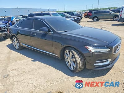 Czwarte zdjęcie samochodu z boku: 2018 VOLVO S90 T6 INSCRIPTION VIN:LVY992MLXJP031903 - miniatura