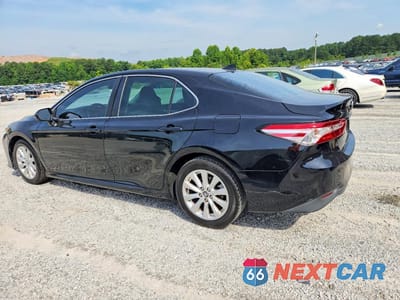 Drugie zdjęcie samochodu z przodu: 2019 TOYOTA CAMRY LE VIN:4T1B11HK8KU251468 - miniatura