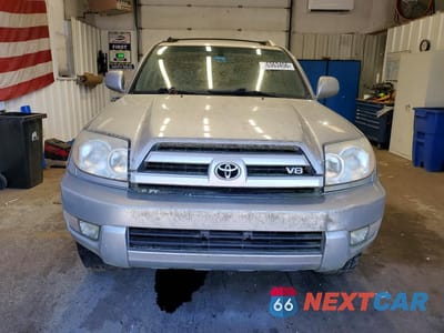 Piąte zdjęcie samochodu w środku: 2004 TOYOTA 4RUNNER LIMITED VIN:JTEBT17R748015429 - miniatura