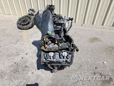 Drugie zdjęcie samochodu z przodu: 2010 YAMAHA YZFR1 VIN:JYARN23E1AA007588 - miniatura