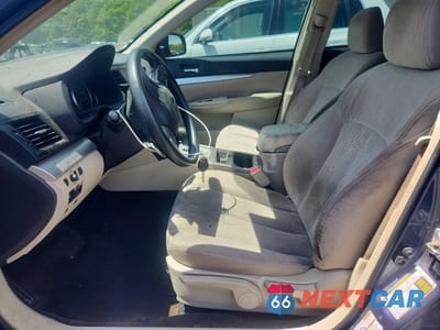 Zdjęcie 7 z 12 samochodu: 2014 SUBARU LEGACY 2.5I VIN:4S3BMBA64E3017191 - miniatura