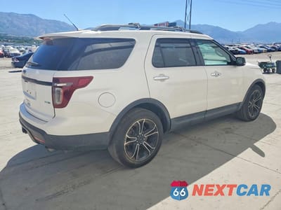 Trzecie zdjęcie samochodu z tyłu: 2014 FORD EXPLORER SPORT VIN:1FM5K8GT7EGA80275 - miniatura