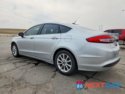 Drugie zdjęcie samochodu z przodu: 2017 FORD FUSION SE VIN:3FA6P0H71HR117871 - miniatura