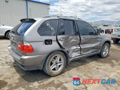 Trzecie zdjęcie samochodu z tyłu: 2004 BMW X5 4.4I VIN:5UXFB53504LV01644 - miniatura
