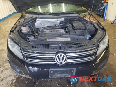 Zdjęcie 11 z 12 samochodu: 2014 VOLKSWAGEN TIGUAN S VIN:WVGBV3AX2EW596073 - miniatura