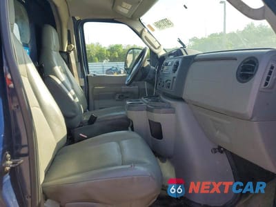 Zdjęcie 11 z 13 samochodu: 2013 FORD ECONOLINE E350 SUPER DUTY CUTAWAY VAN VIN:1FDWE3FL3DDA50416 - miniatura