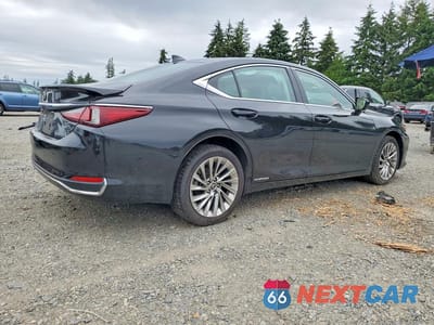 Trzecie zdjęcie samochodu z tyłu: 2022 LEXUS ES 300H LUXURY VIN:58AEA1C18NU013628 - miniatura