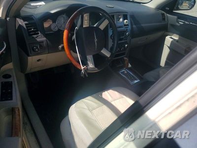 Zdjęcie 8 z 12 samochodu: 2006 CHRYSLER 300 TOURING VIN:2C3LK53G66H432209 - miniatura