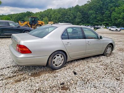 Trzecie zdjęcie samochodu z tyłu: 2001 LEXUS LS 430 VIN:JTHBN30F210010268 - miniatura
